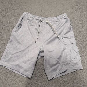 Vuori Men's Sunday Utility Shorts 8" - Platinum Heather Size  Small V3049